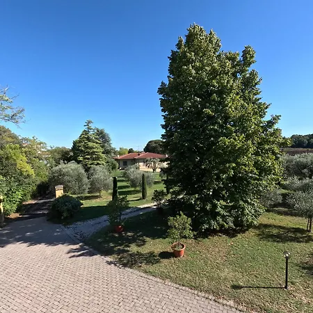 Gardenali Gospodarstwo agroturystyczne *